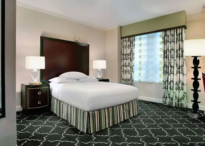 The Palmer House Hilton 4*