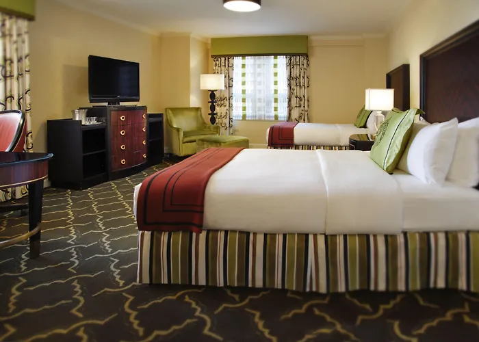 The Palmer House Hilton 4*