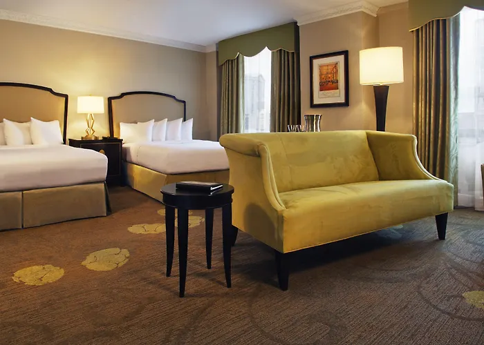 Hotel The Palmer House Hilton 4*