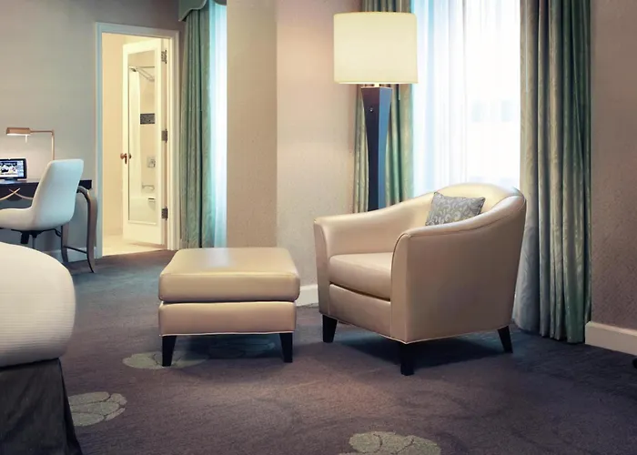 The Palmer House Hilton 4*