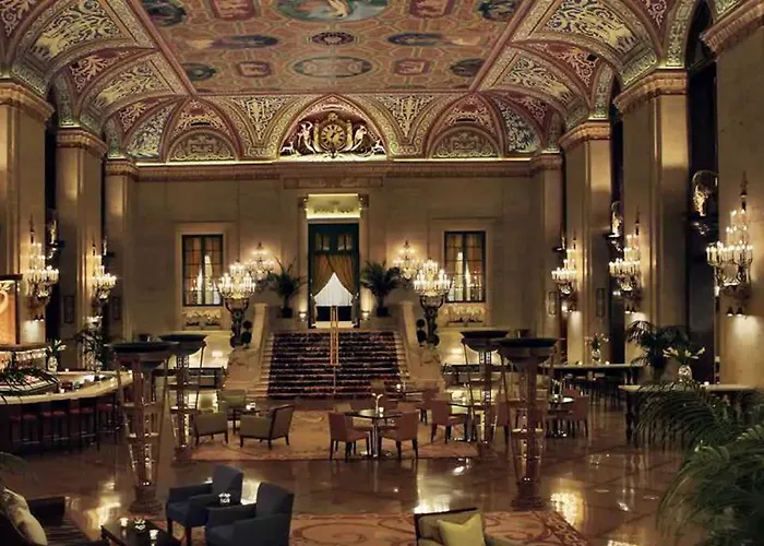 The Palmer House Hilton Hotel 4*